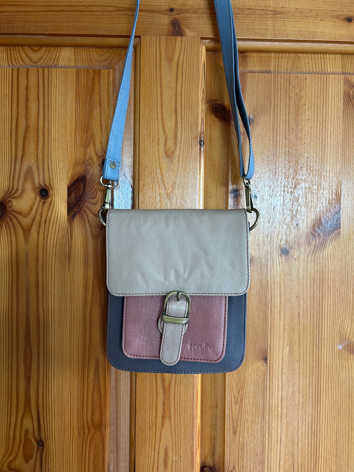 Color block crossbody bag