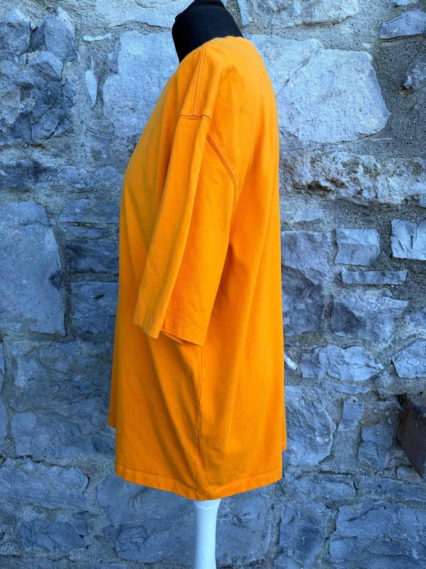 Orange T-shirt uk 14