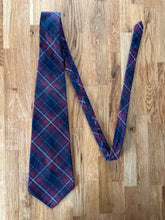 Load image into Gallery viewer, Navy&amp;maroon tartan tie
