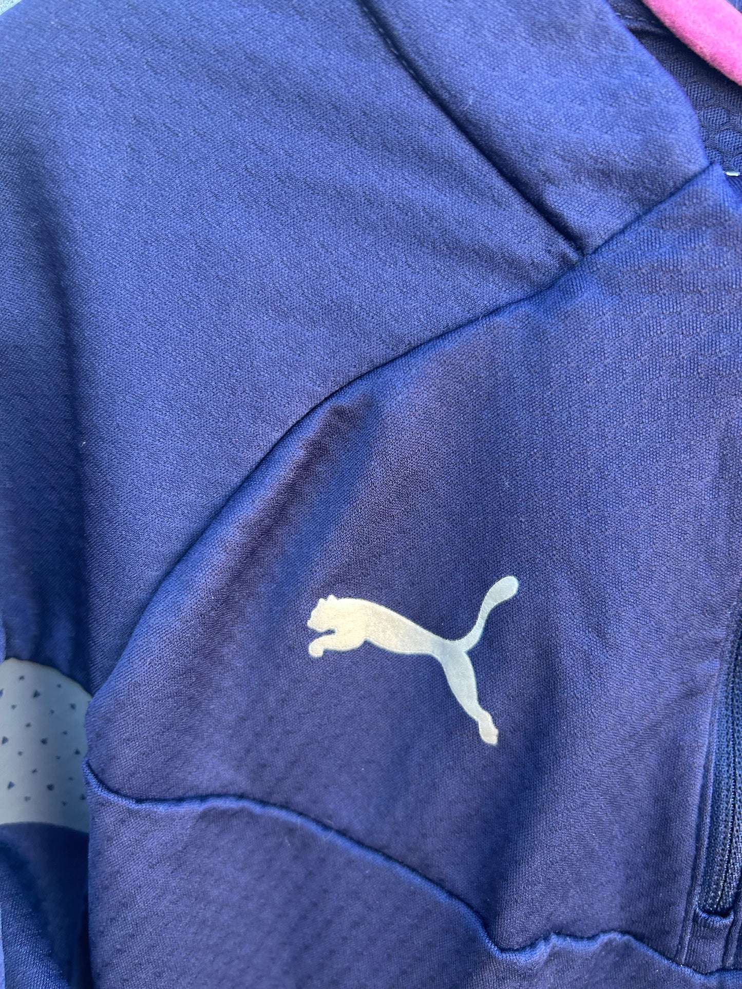 Navy sport top  11-12y (146-152cm)