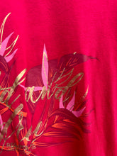 Load image into Gallery viewer, Pink T-shirt  7-8y (122-128cm)
