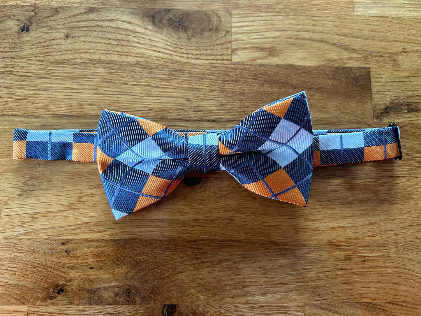 Grey&orange check bow tie