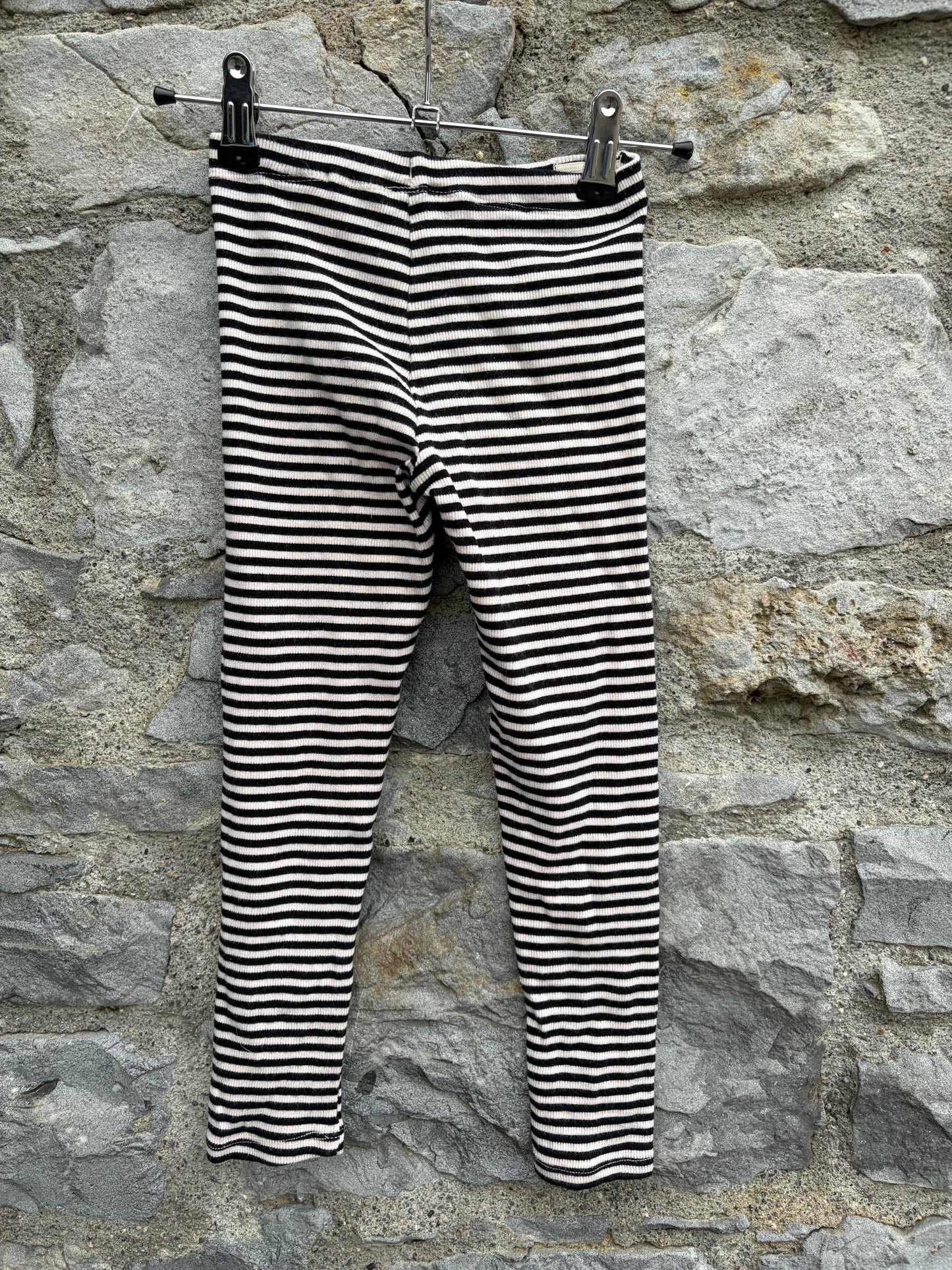 Black&white stripy leggings  5-6y (110-116cm)