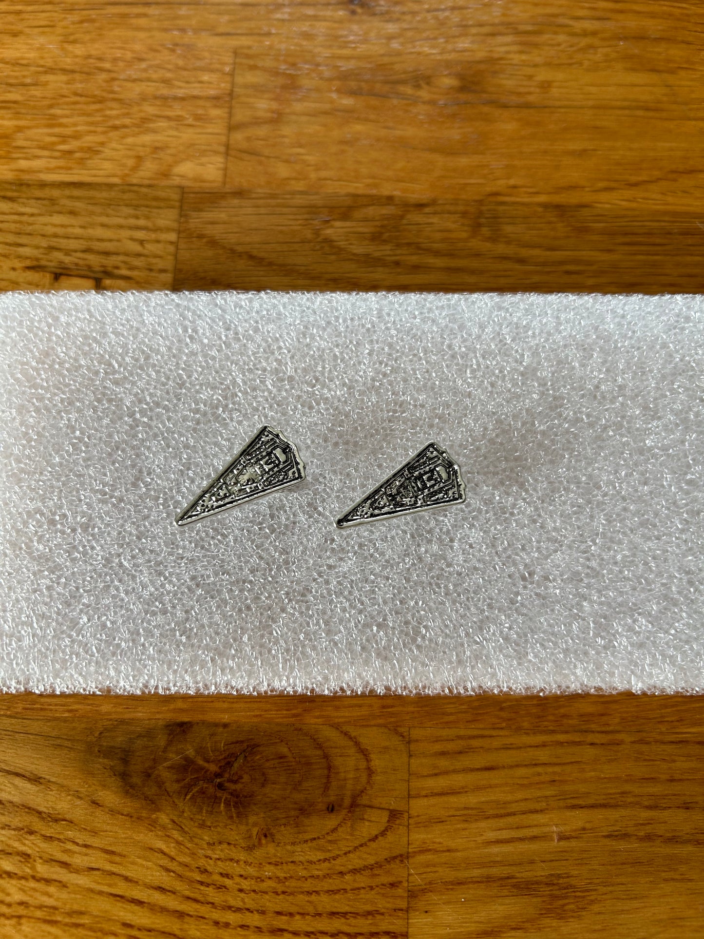 Triangle spaceship cufflinks