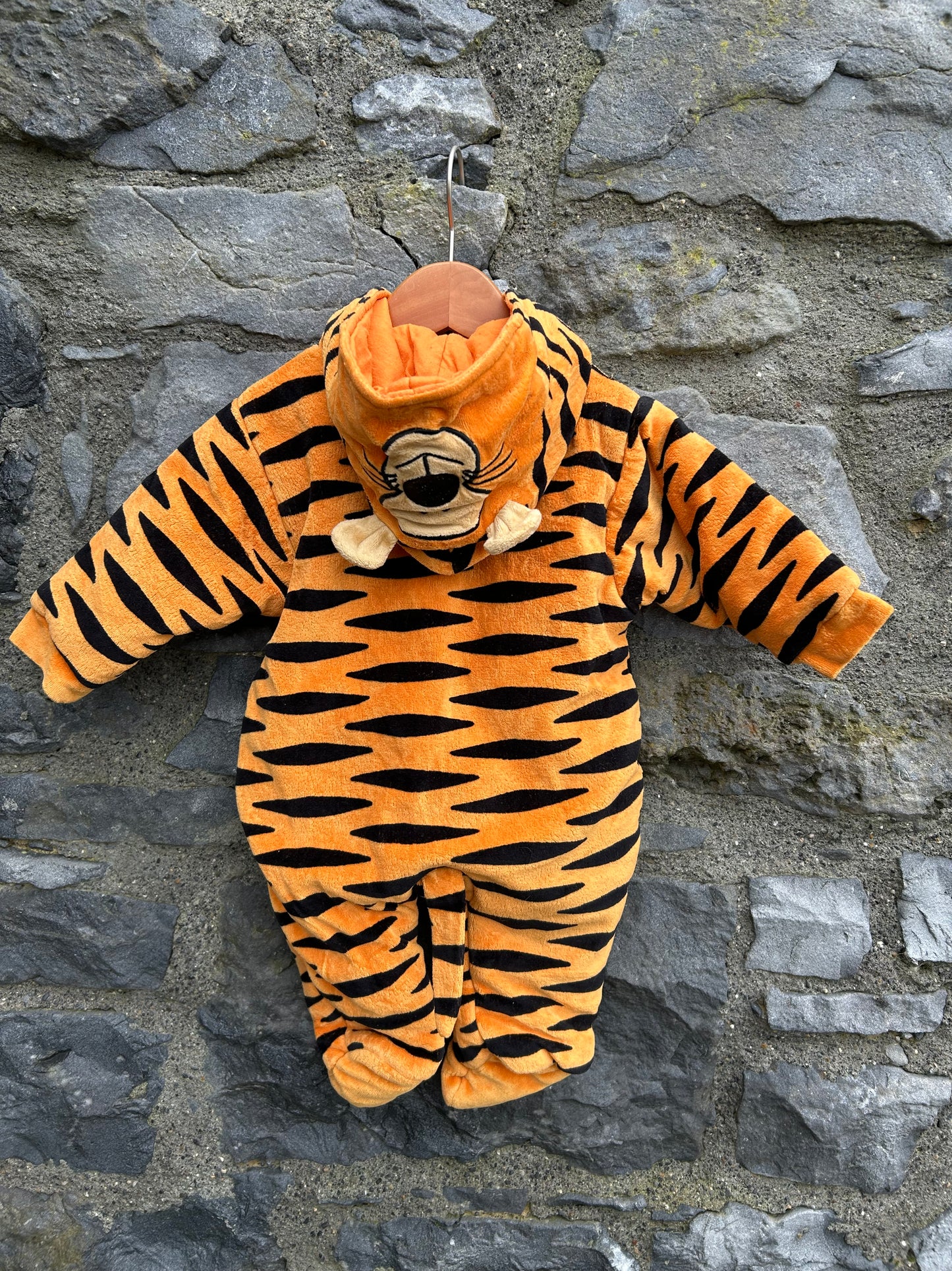 Tiger velour onesie  3-6m (62-68cm)