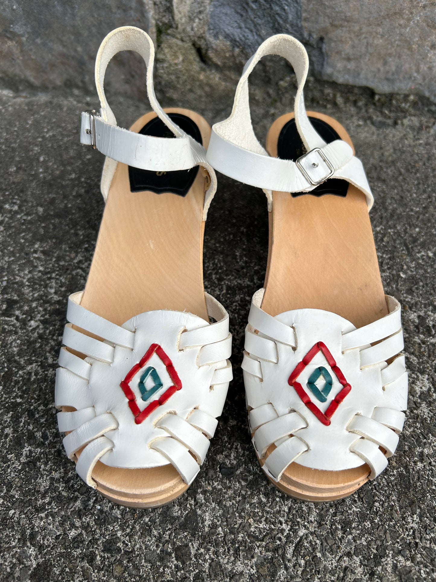 White wooden clogs  uk 6 (eu 39)