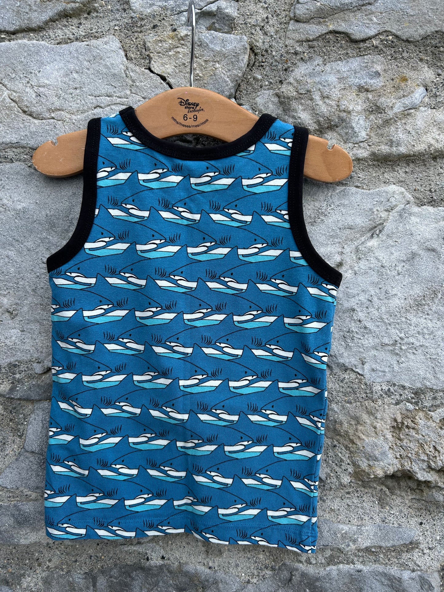 Sharks blue tank top    2y (92cm)