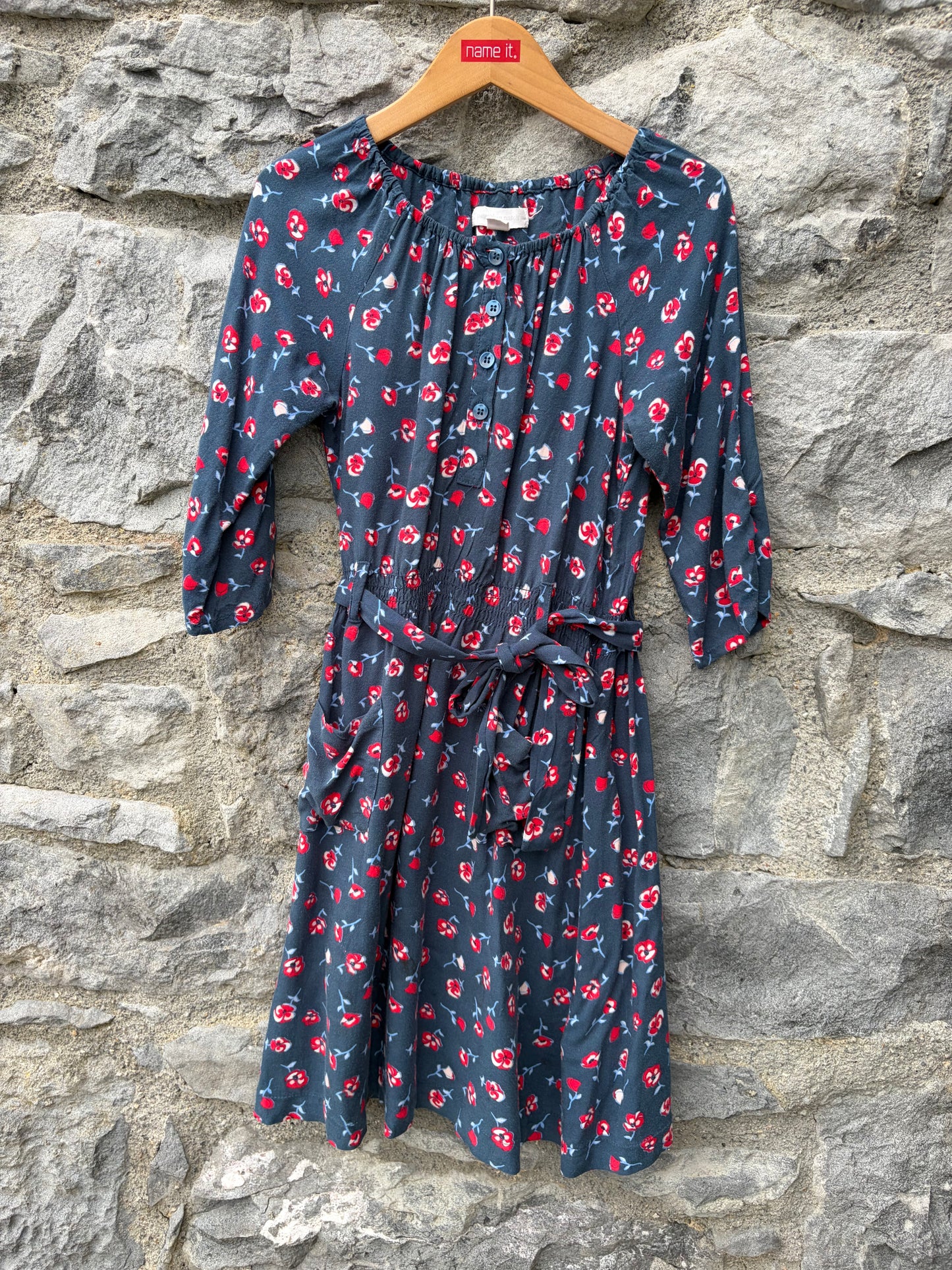 Floral navy dress 7-8y (122-128cm)