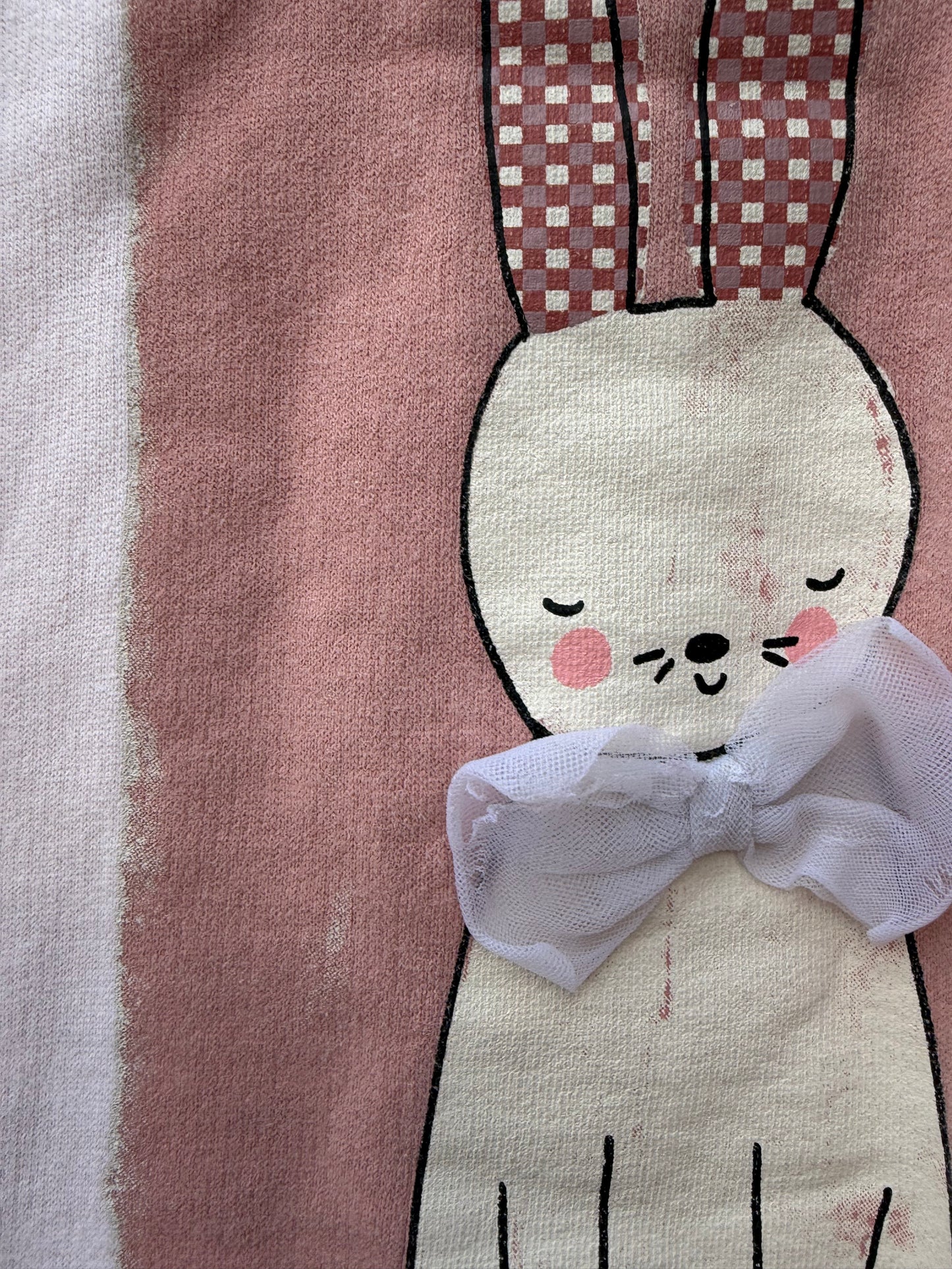 Bunny pink sweatshirt  3-4y (98-104cm)