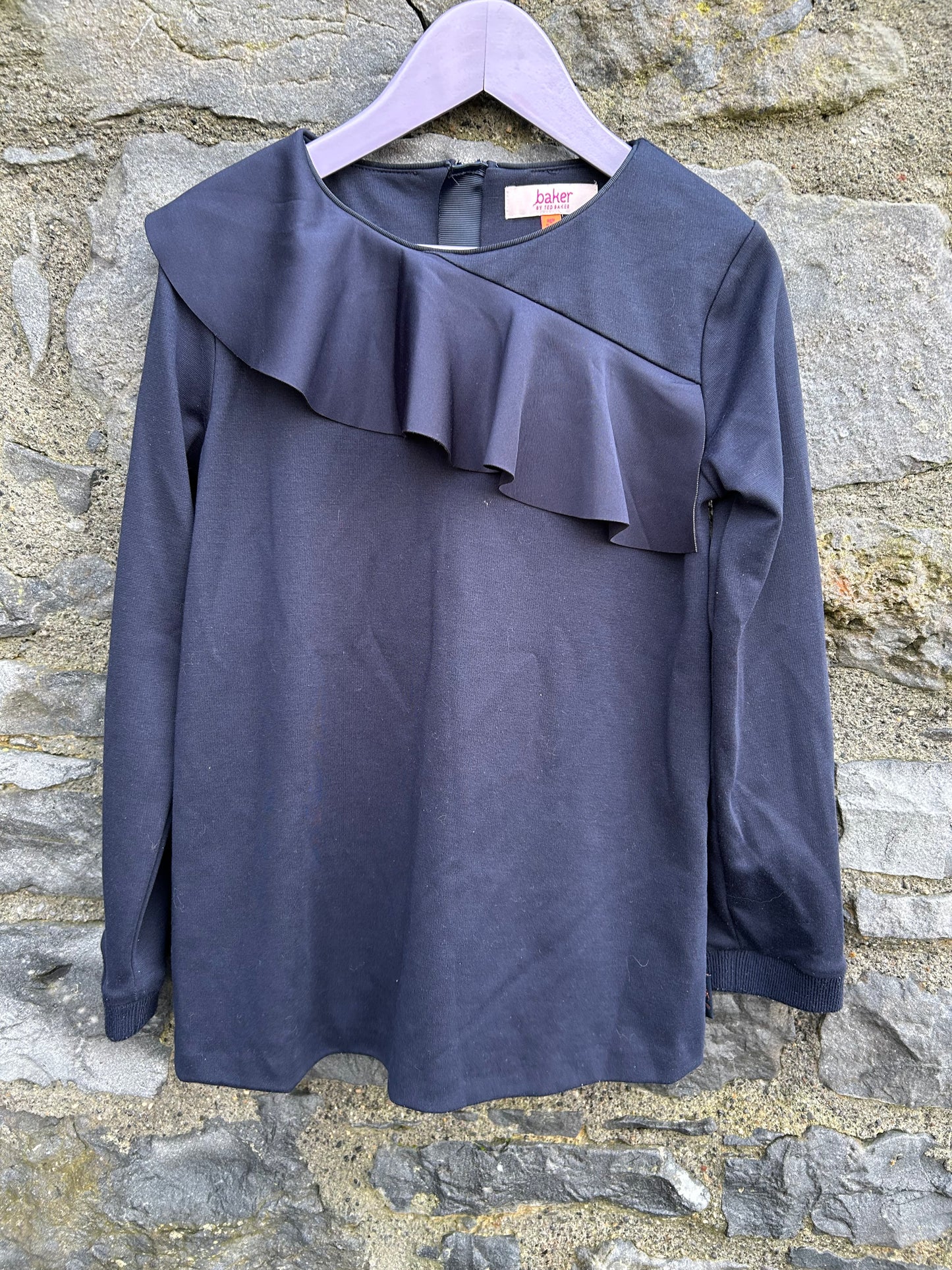 Navy ruffled top 9-10y (134-140cm)