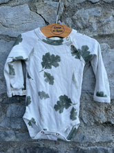 Load image into Gallery viewer, Oak leaves vest  3-6m (62-68cm)
