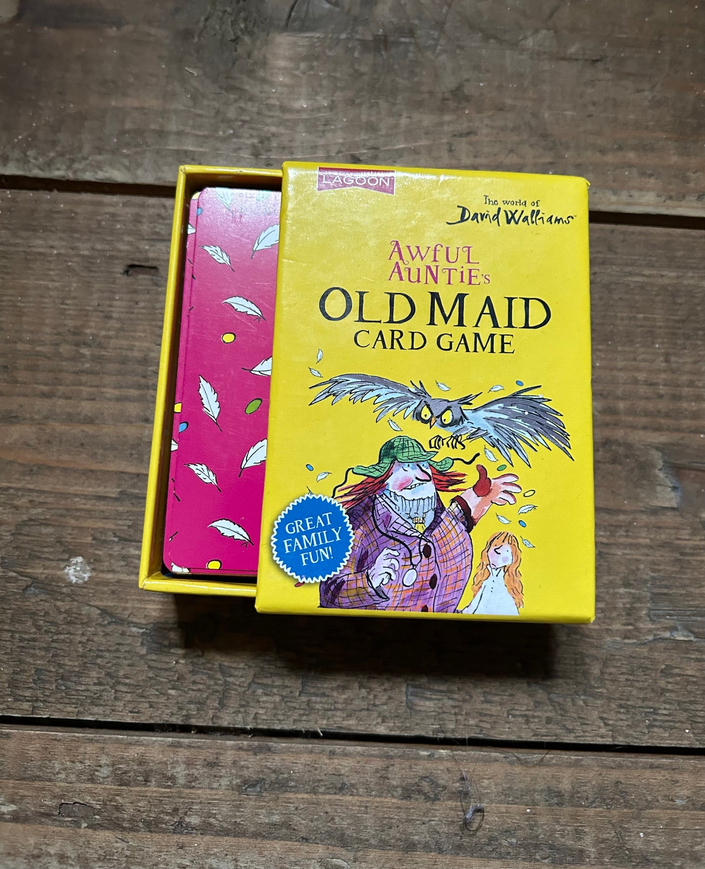 Awful aunties Old maid card game