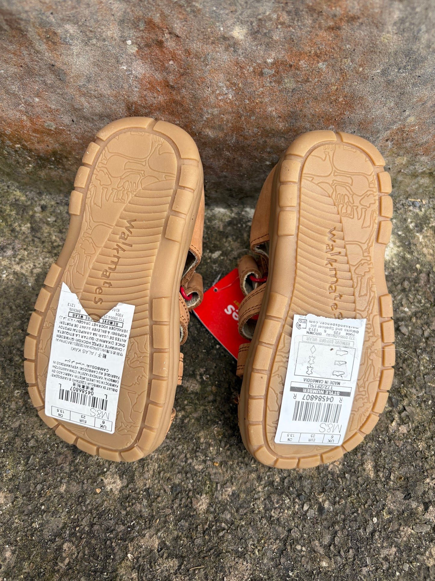 Beige leather sandals  uk 22 (eu 23)