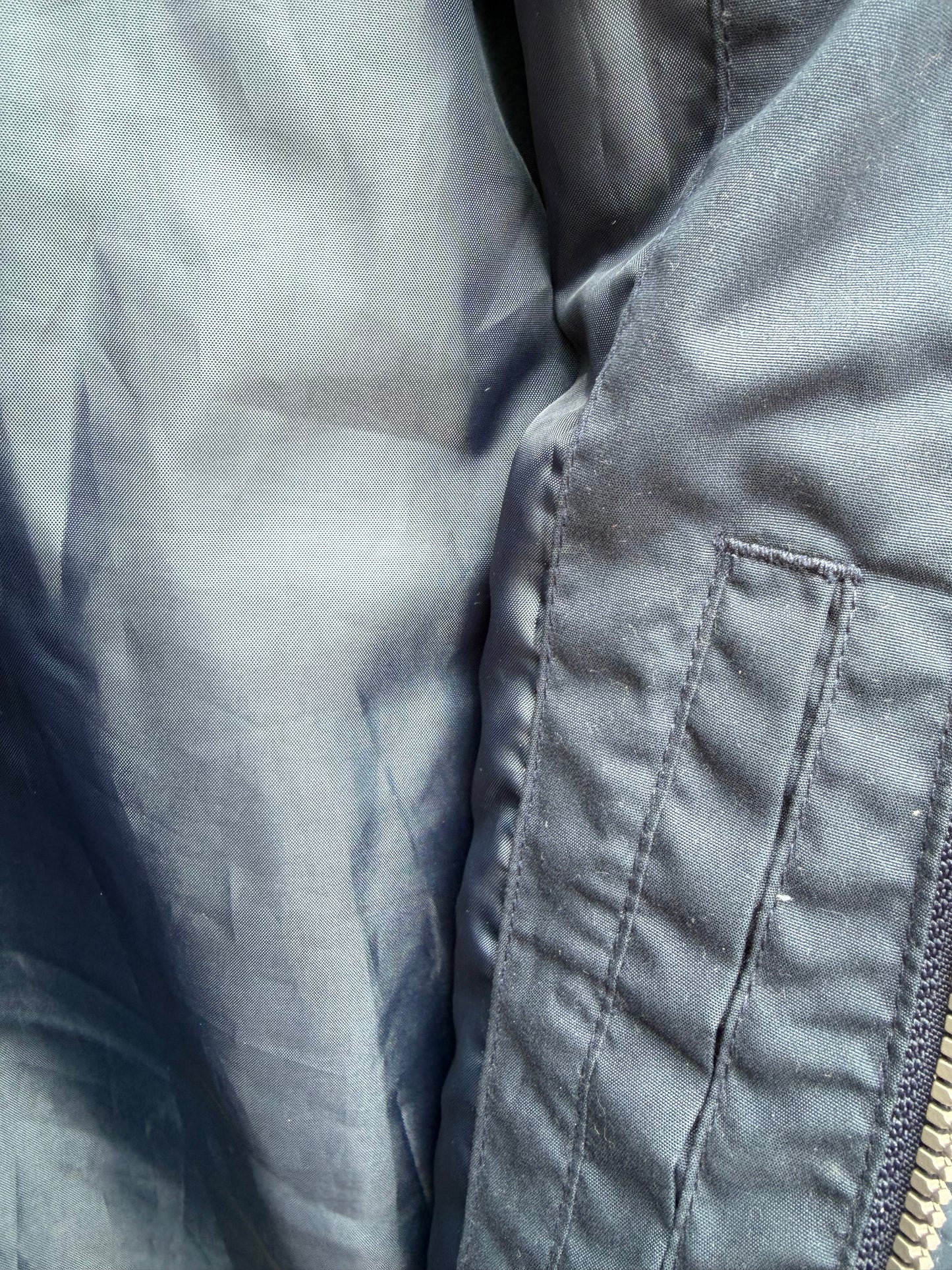 Navy bomber jacket  9y (134cm)