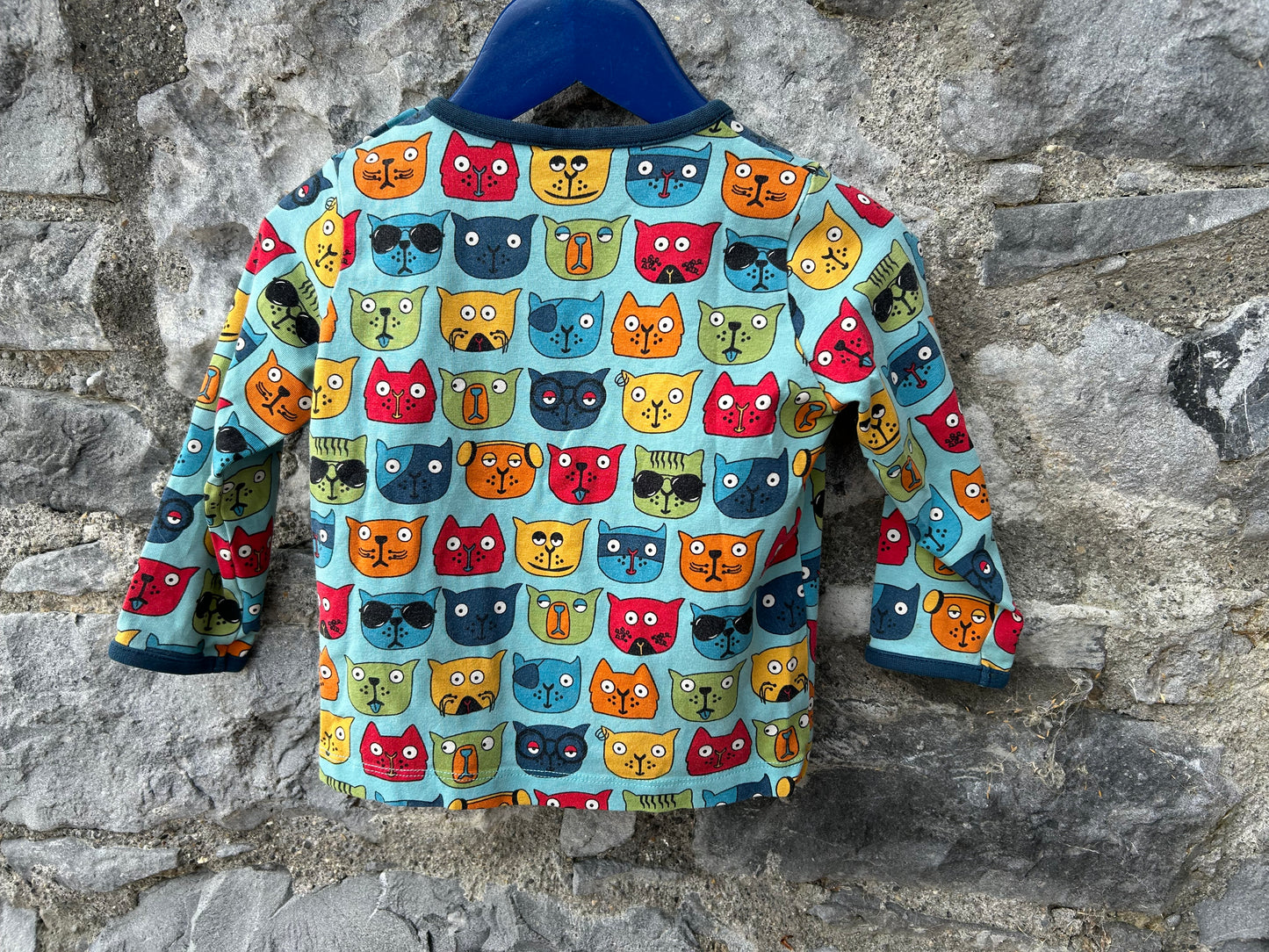 Colourful cats blue top  9m (74cm)