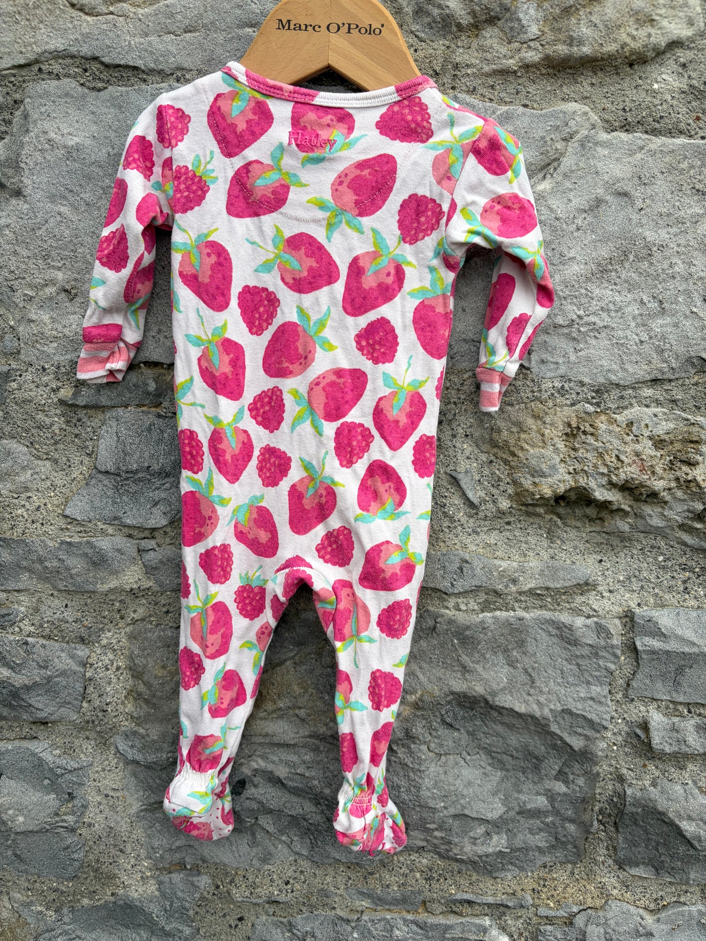 Strawberry onesie  3-6m (62-68cm)
