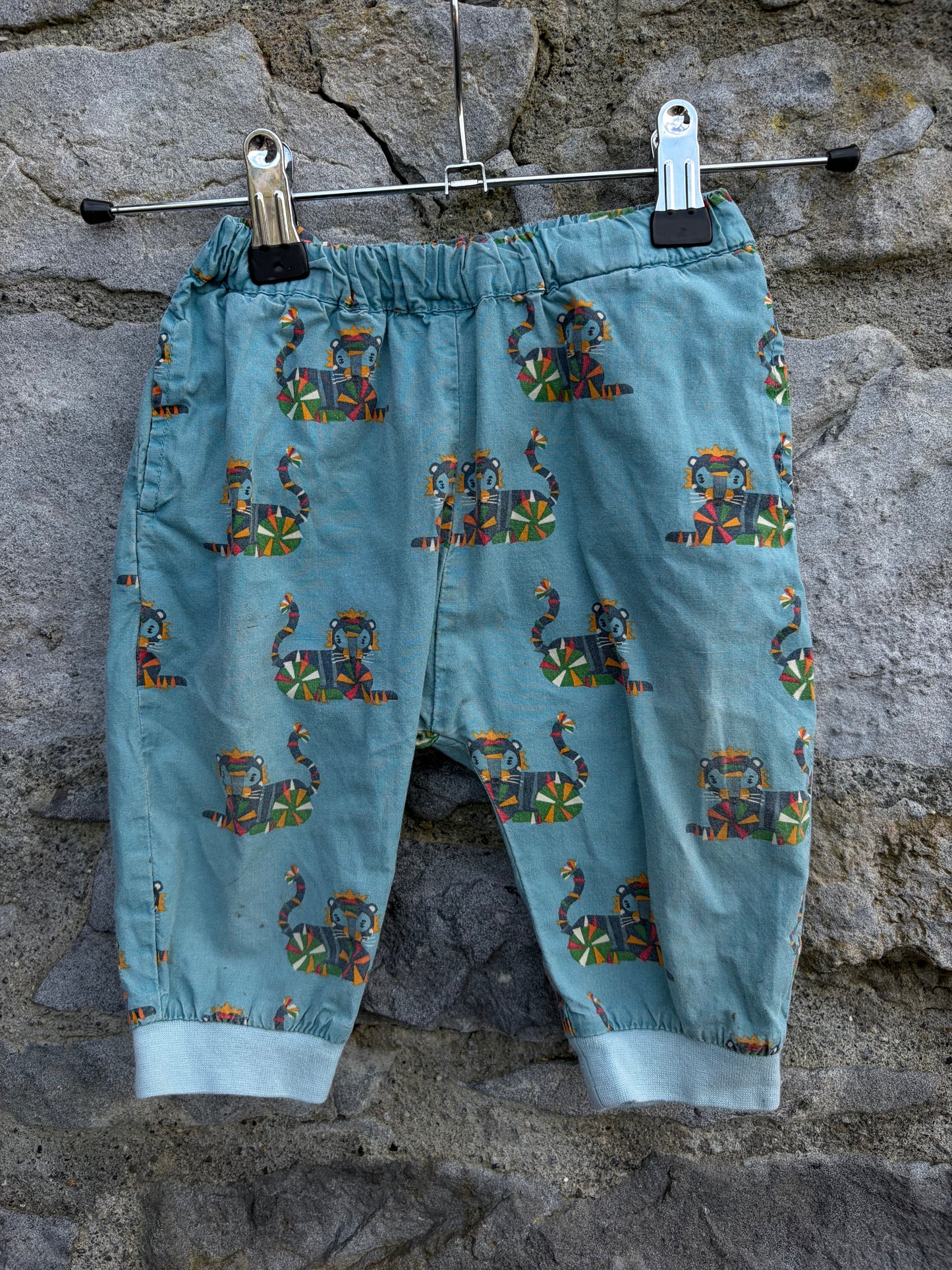 LGR Colourful lions blue pants  6-9m (68-74cm)