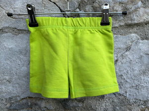 Lime green shorts  9-12m (74-80cm)