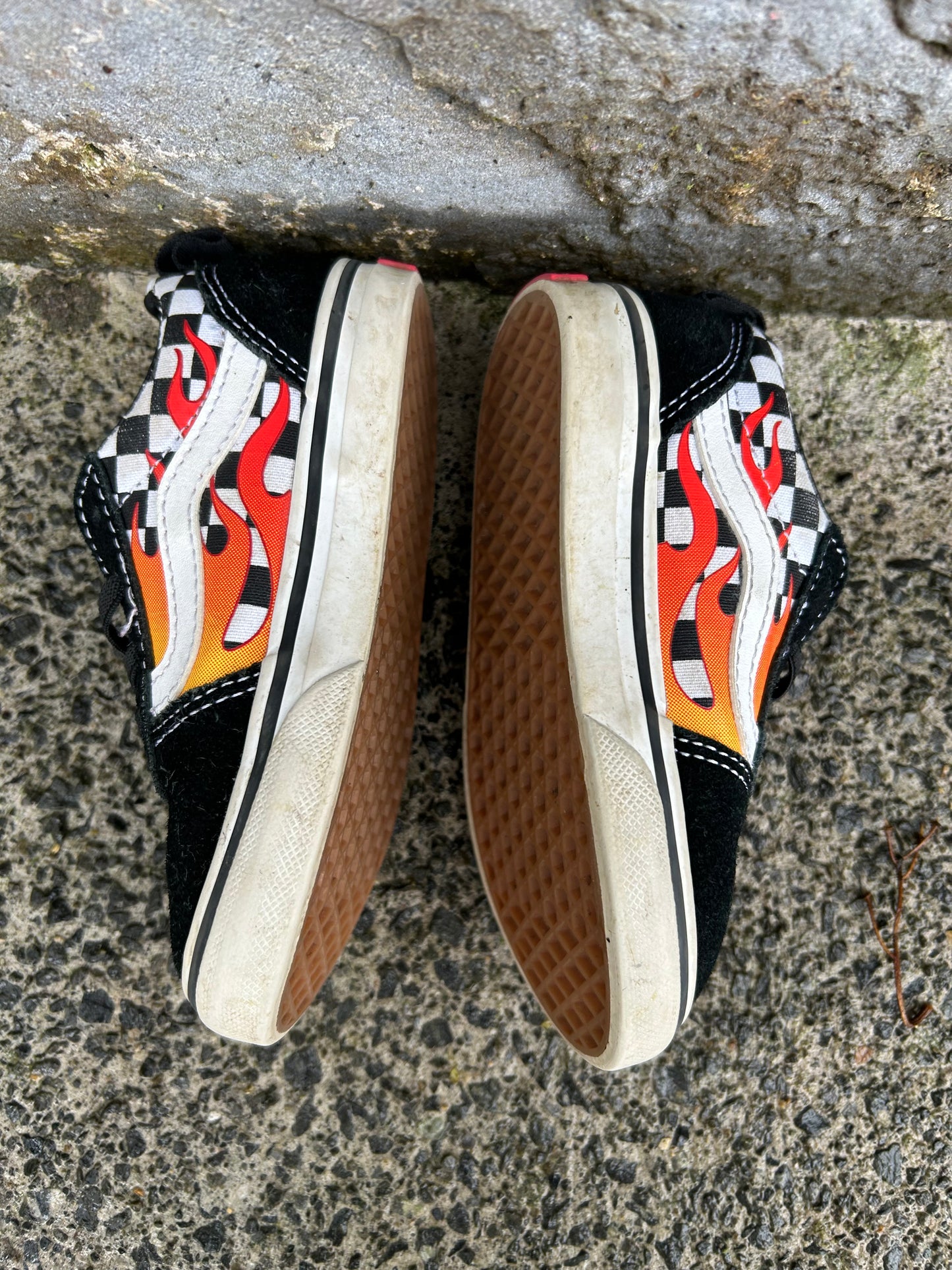 Fire&black checker trainers  uk 7.5 (eu 24.5)