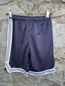 Navy shorts  7y (122cm)