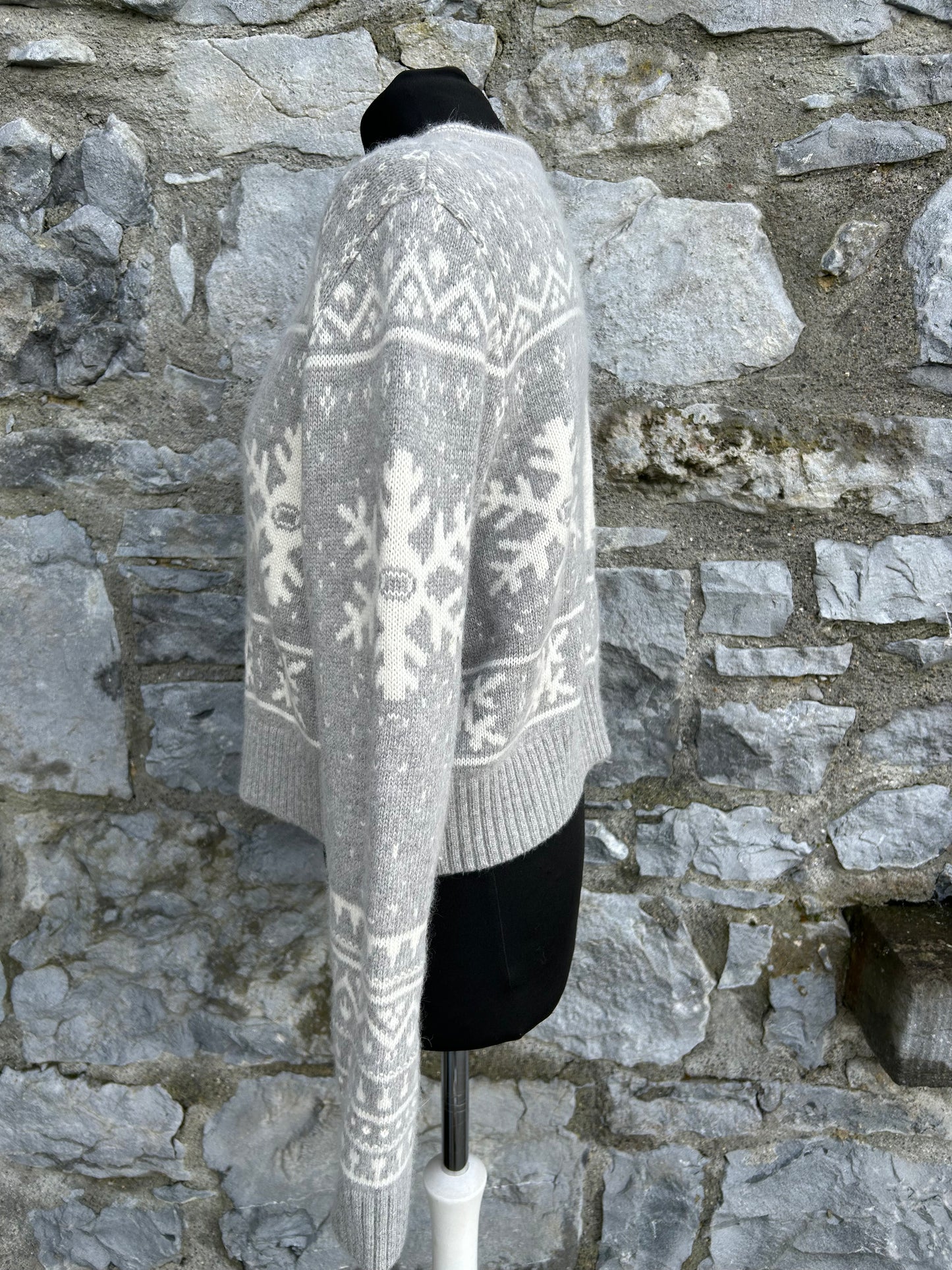 Grey snowflakes cardigan uk 14