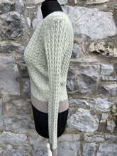 Load image into Gallery viewer, Sparkly pistachio jumper uk 8-10
