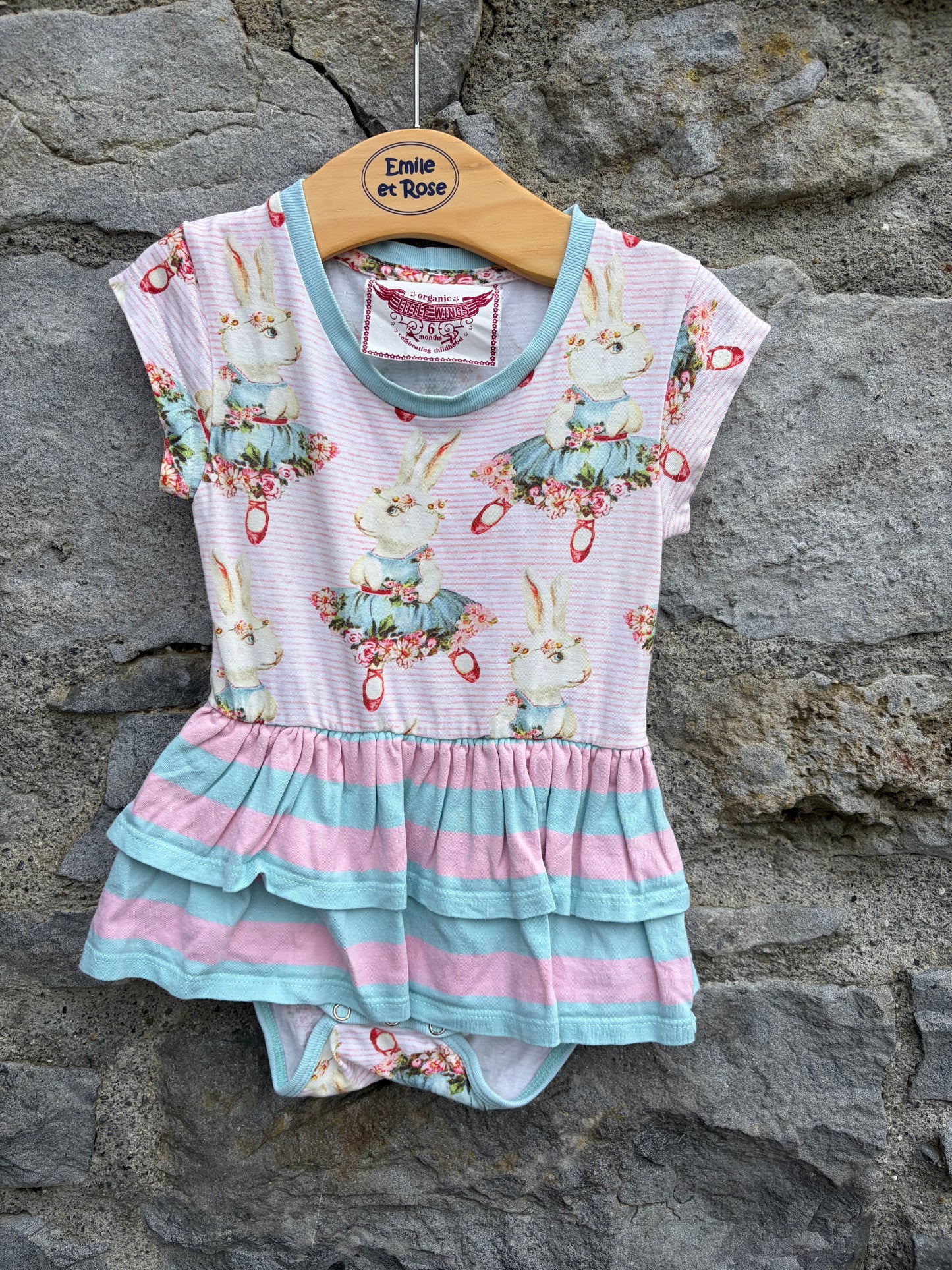 Dancing bunnies vest 6m (68cm)