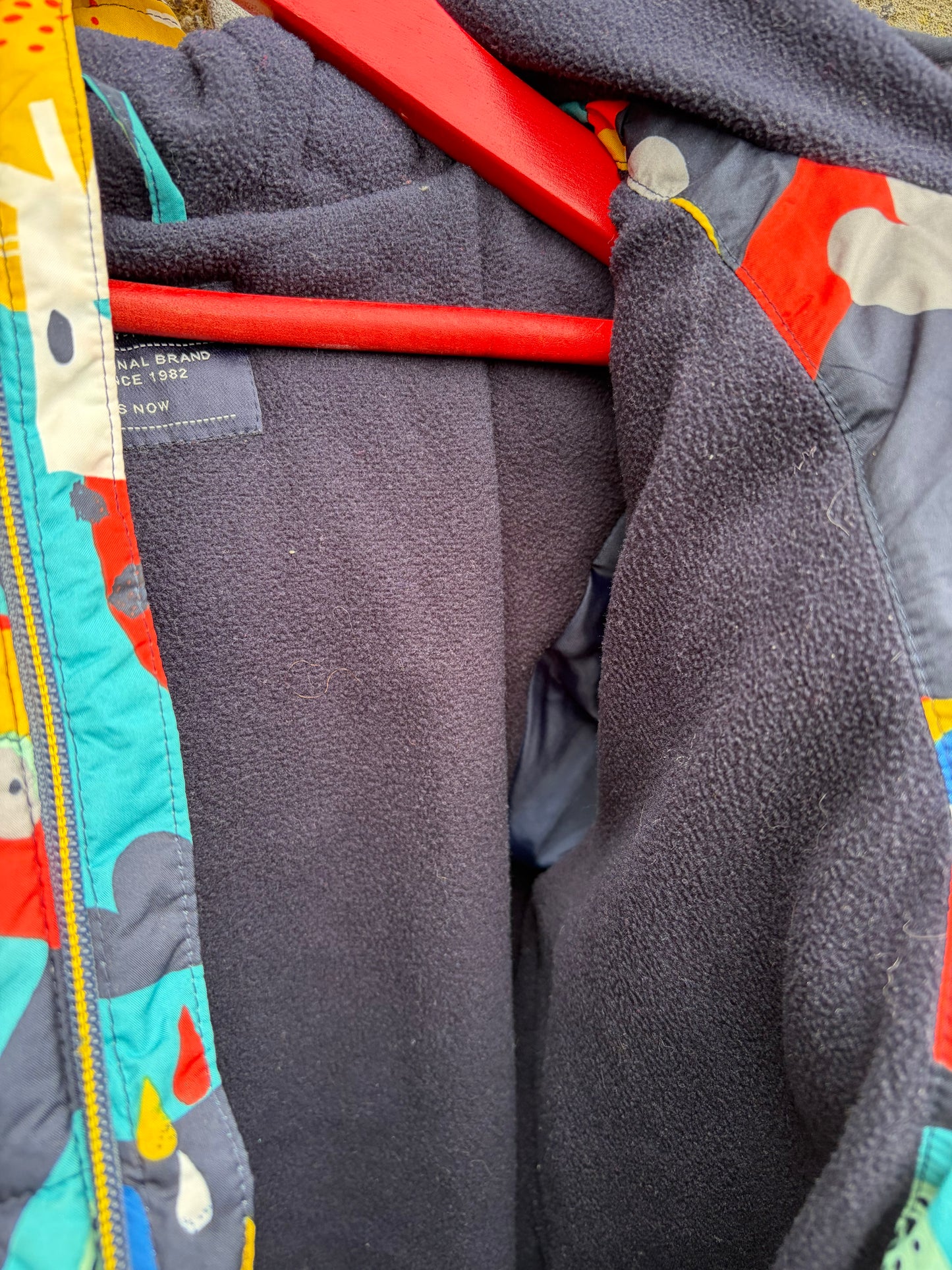 Colourful diggers puffy jacket  5-6y (110-116cm)