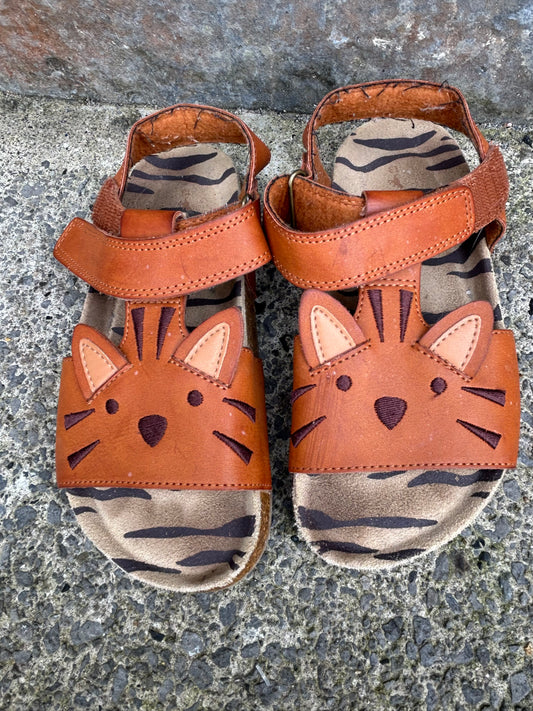 Brown tiger sandals  uk 13 (eu 32)