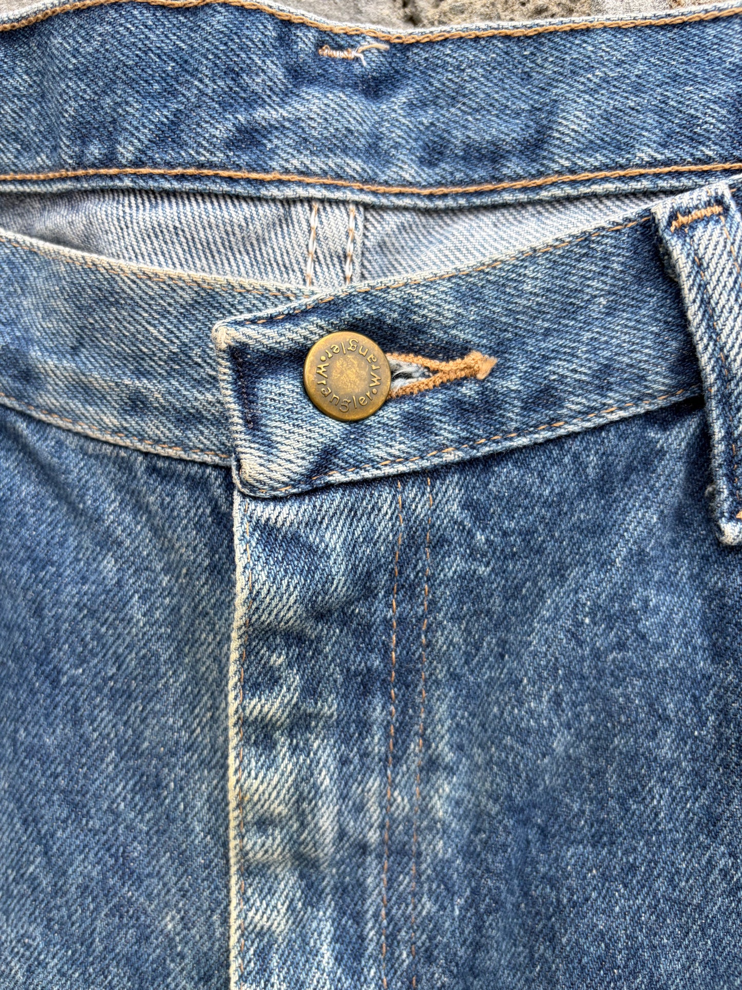 90s classic mid-wash blue jeans Large