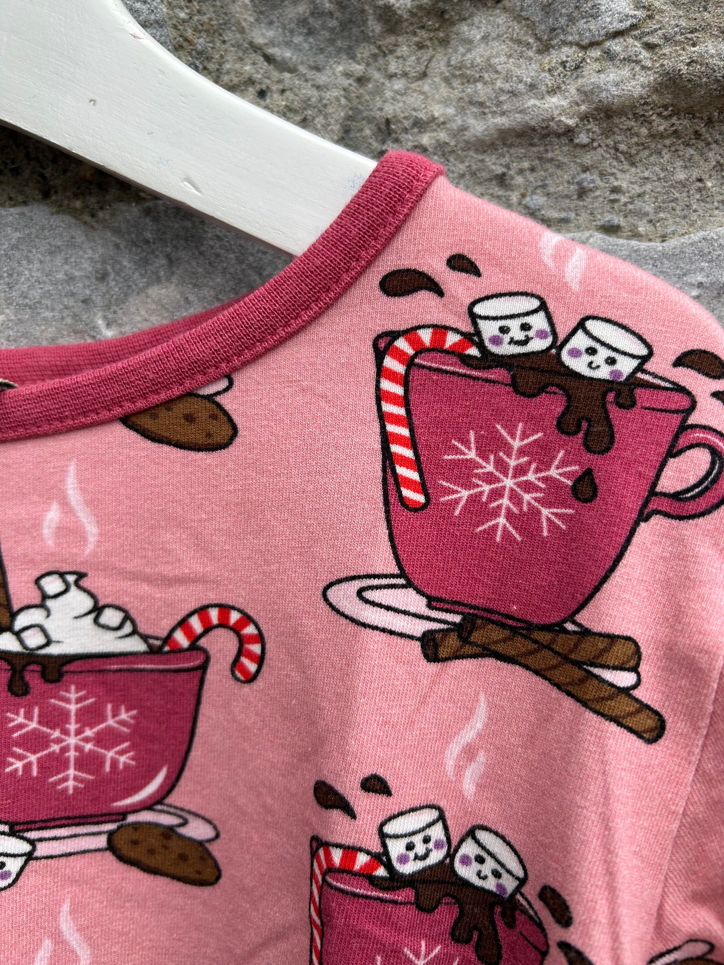 Hot chocolate pink top   7y (122cm)