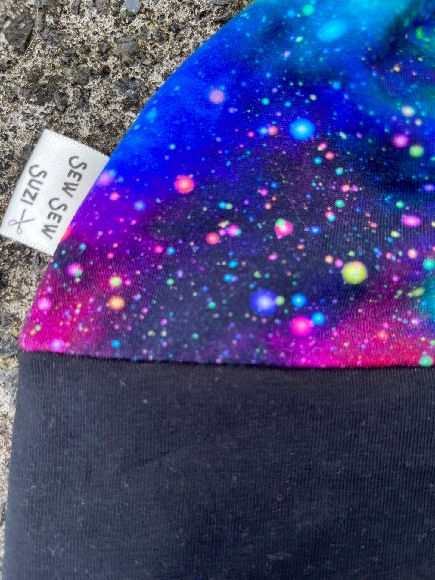 Galaxy hat   3-6m (62-68cm)