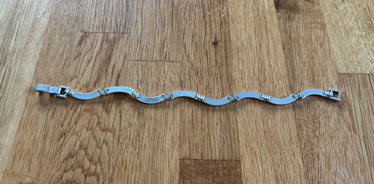 Wavy bracelet