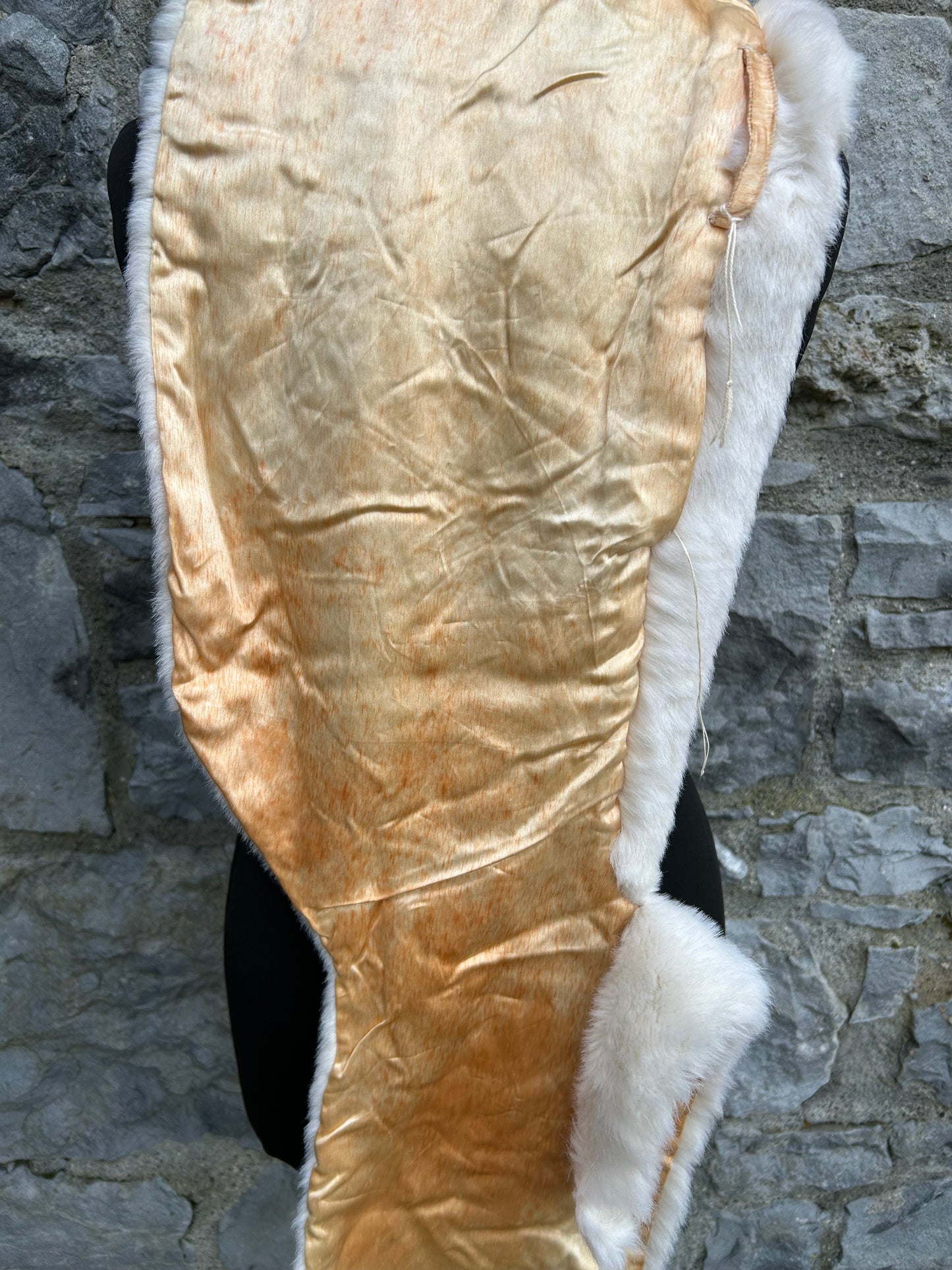 80s white faux fur wrap