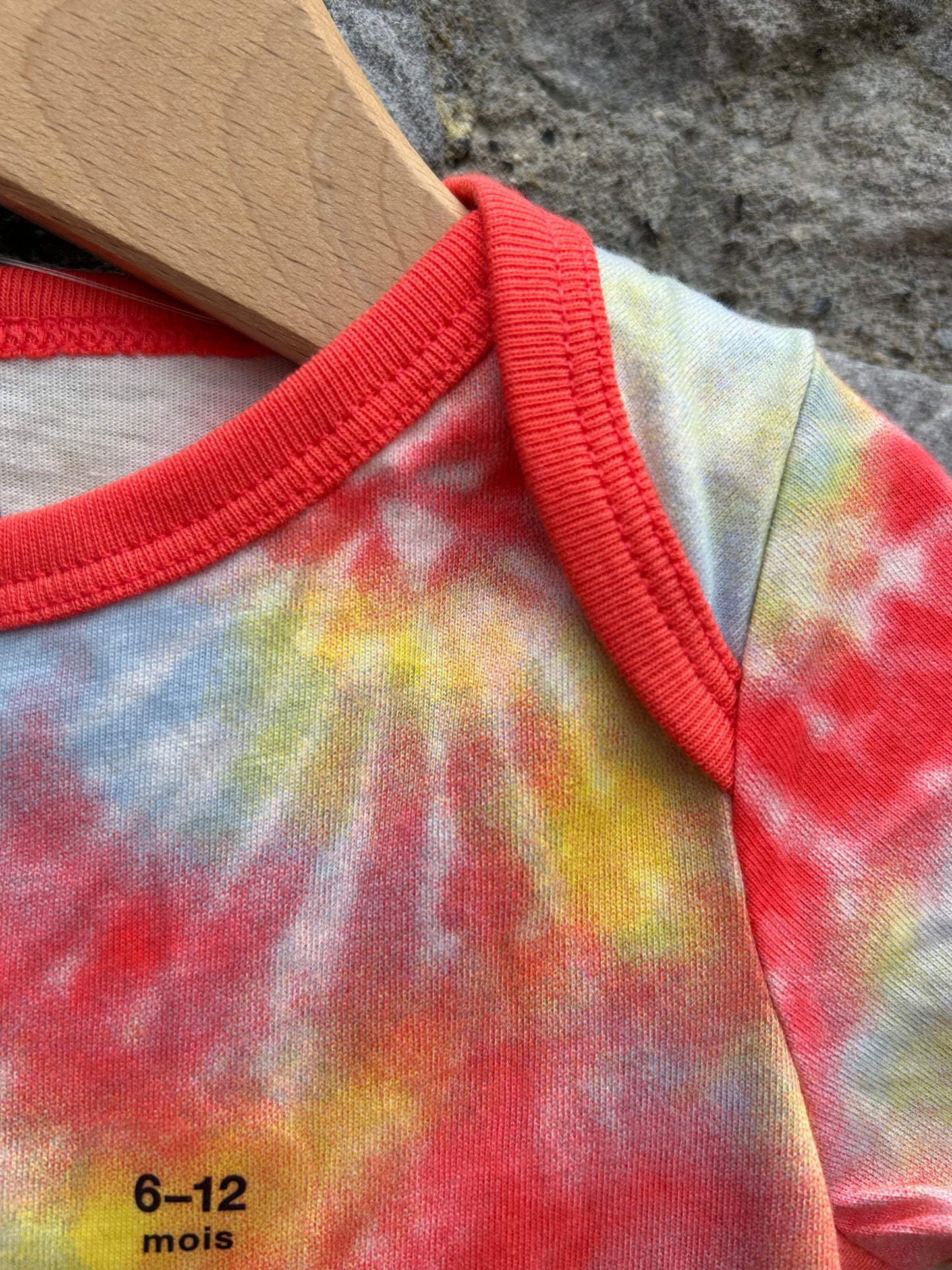Red tie dye vest  6-12m (68-80cm)