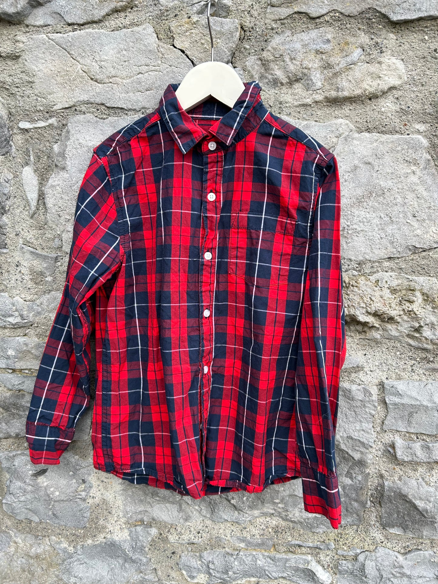 Red check shirt 8y (128m)