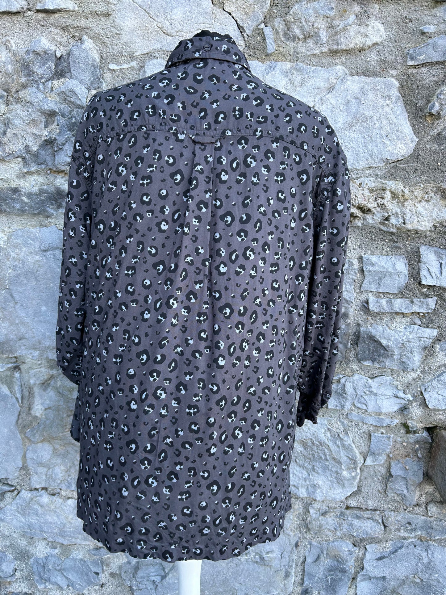 Grey leopard print shirt uk 12-14