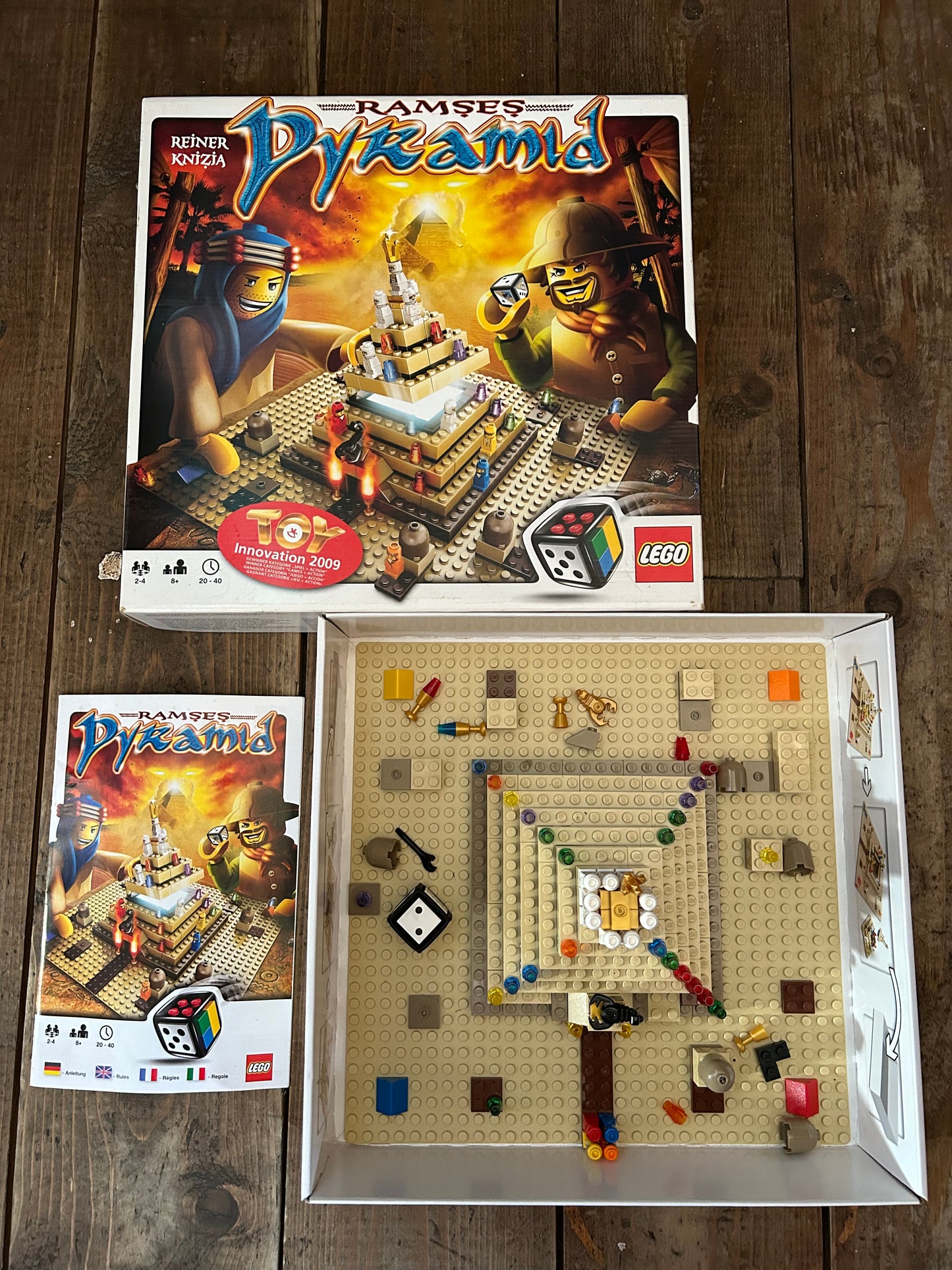 Pyramid game Lego