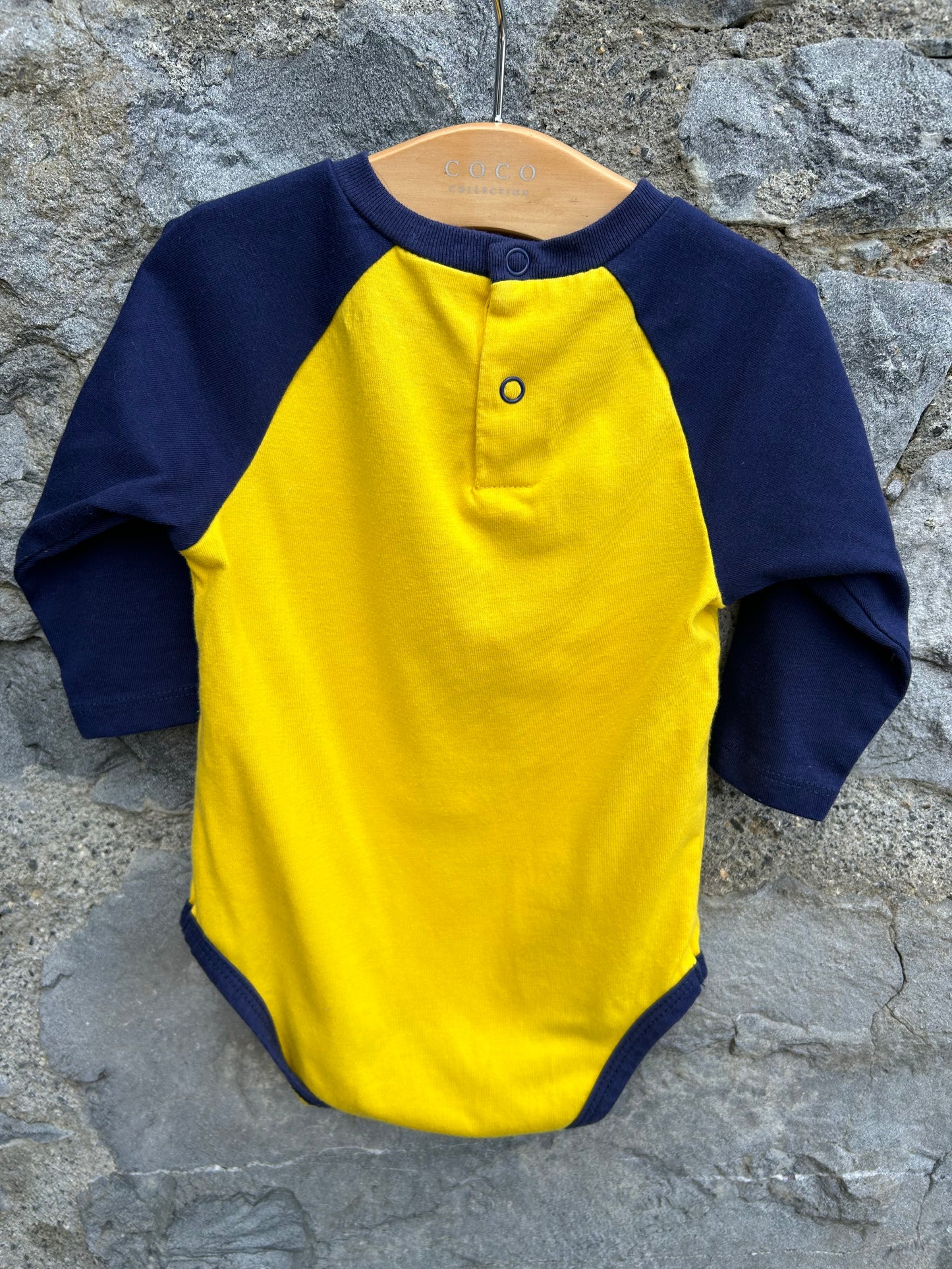 CAT yellow raglan vest 6-9m (68-74cm)