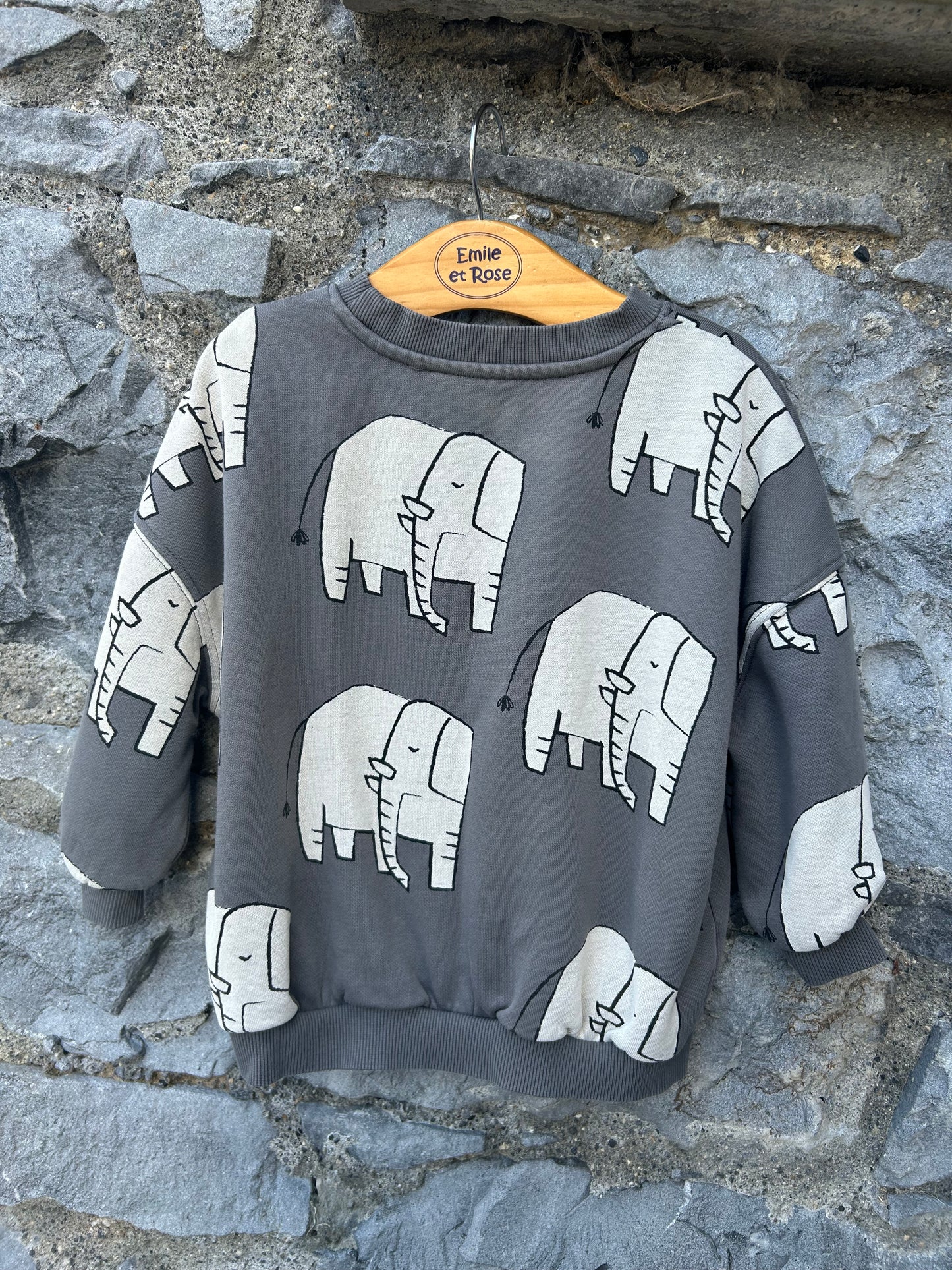 Elephants charcoal sweatshirt 18-24m (86-92cm)