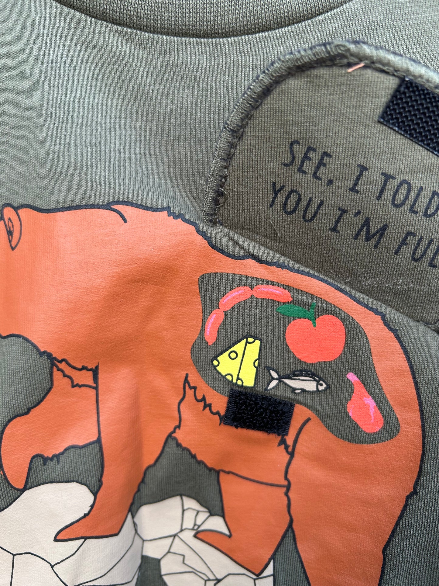 Bear khaki top  5-6y (110-116cm)