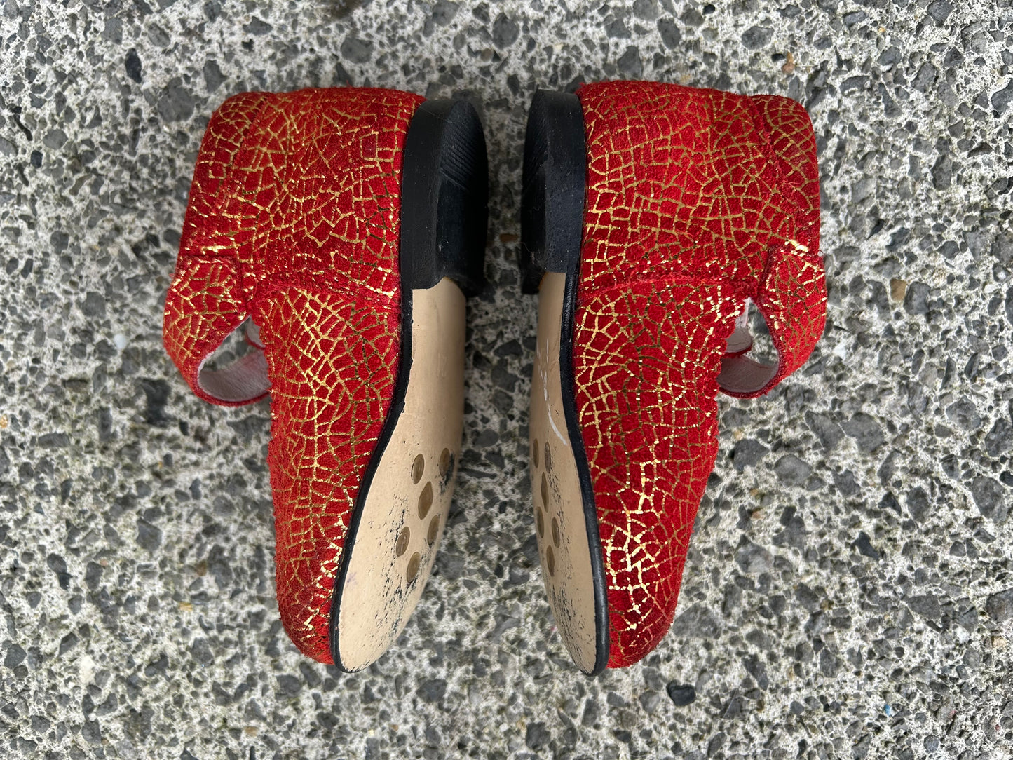 Red&gold shoes  uk 5 (eu 21)