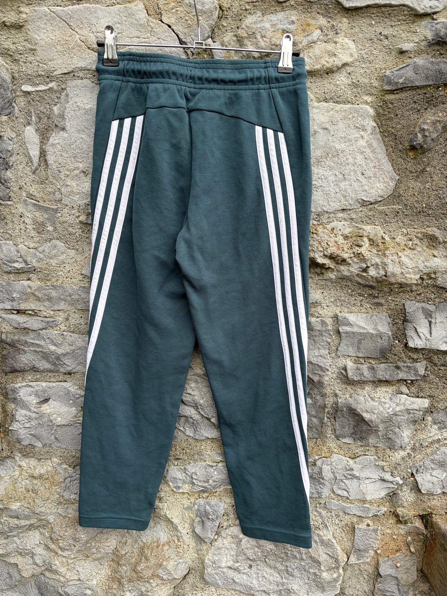 Future Icons 3-Stripes ankle length joggers  11-12y (146-152cm)