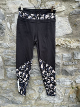 Load image into Gallery viewer, Black&amp;camo cuffs 7/8 leggings uk 6-8
