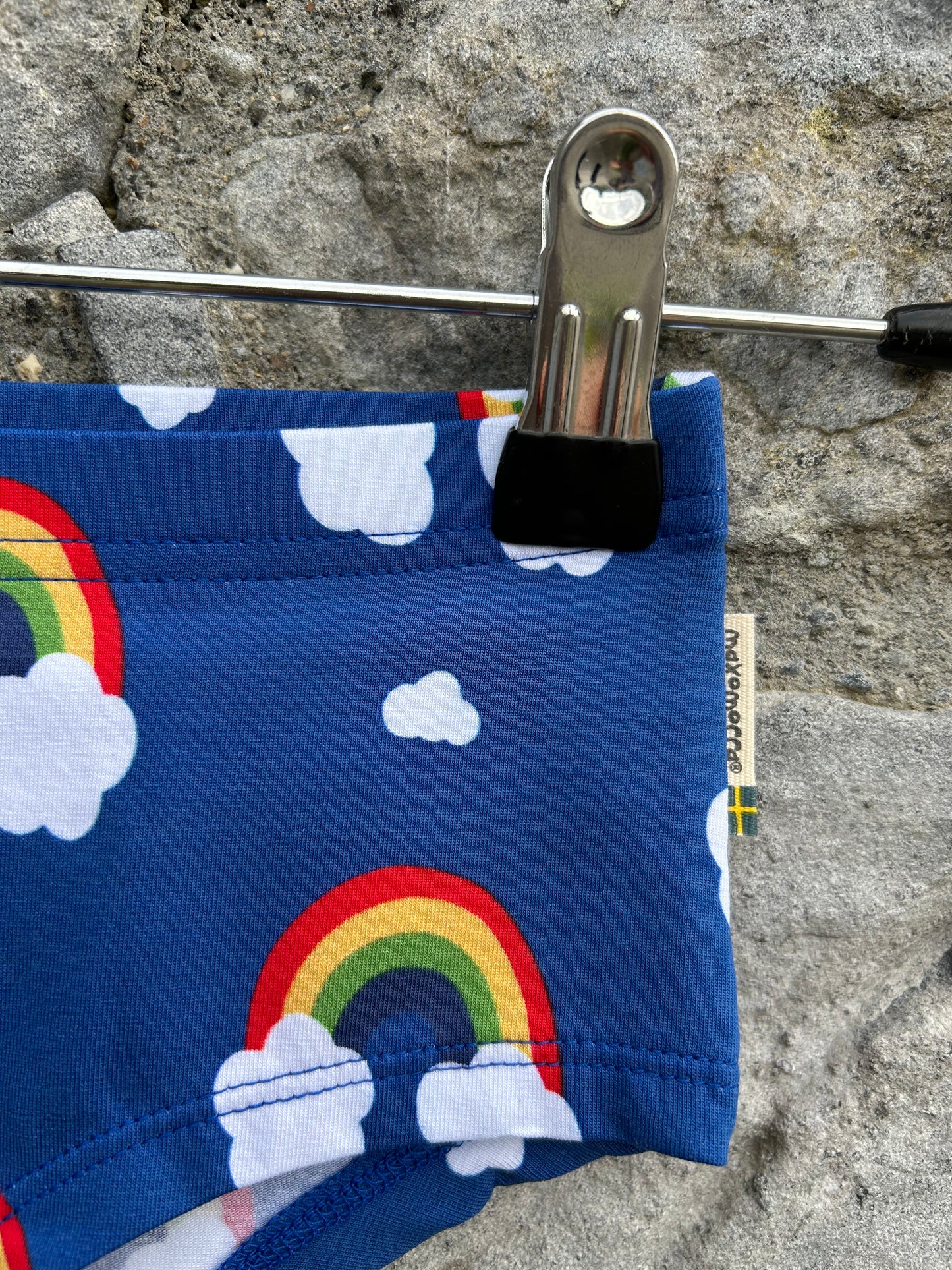 Rainbow navy briefs  5-6y (110-116cm)