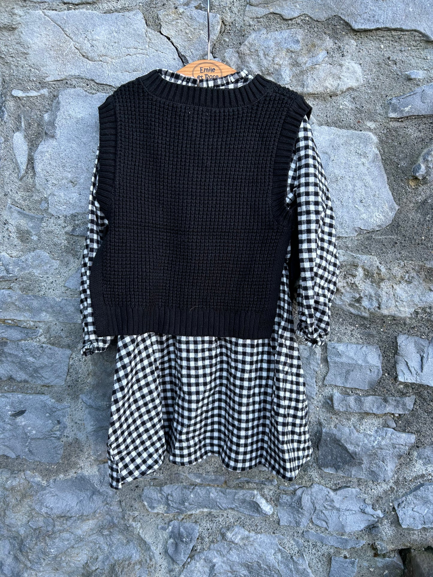 Black&white check dress with gilet  4-5y (104-110cm)