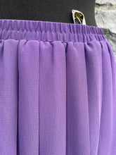 Load image into Gallery viewer, 90s purple pleated skirt uk 12-14

