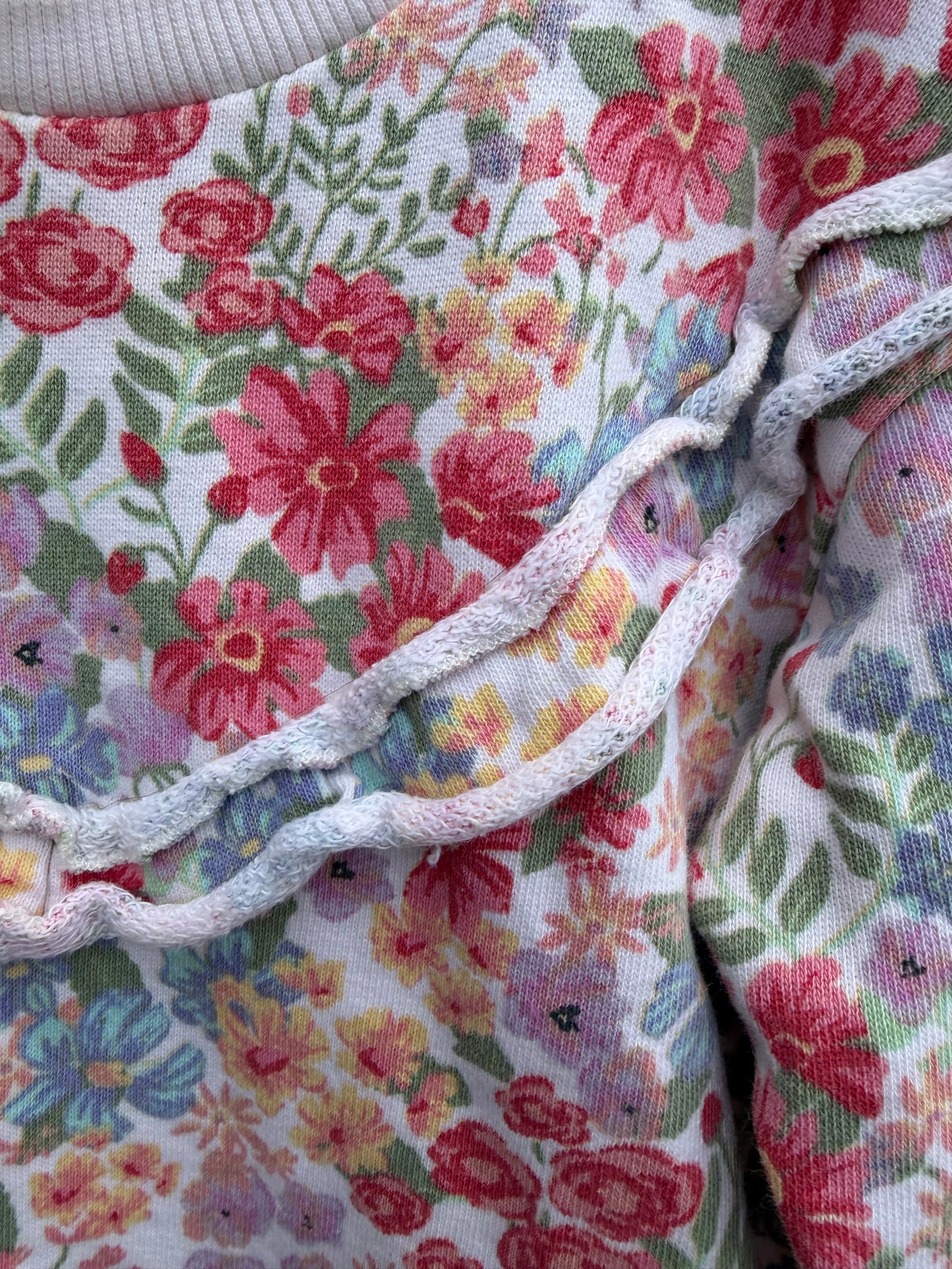 Floral ruffled sweatshirt  9-12m (74-80cm)