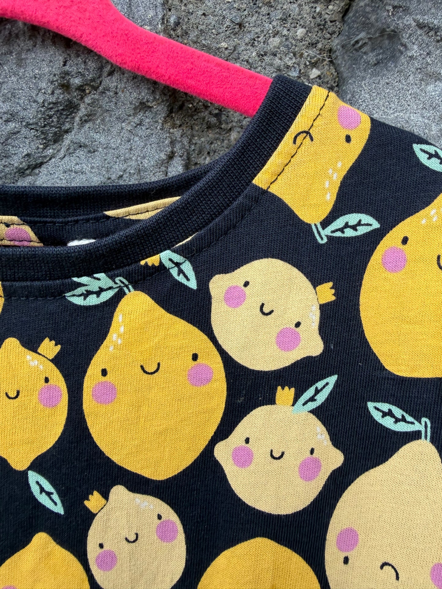 Lemons black dress  4-5y (104-110cm)