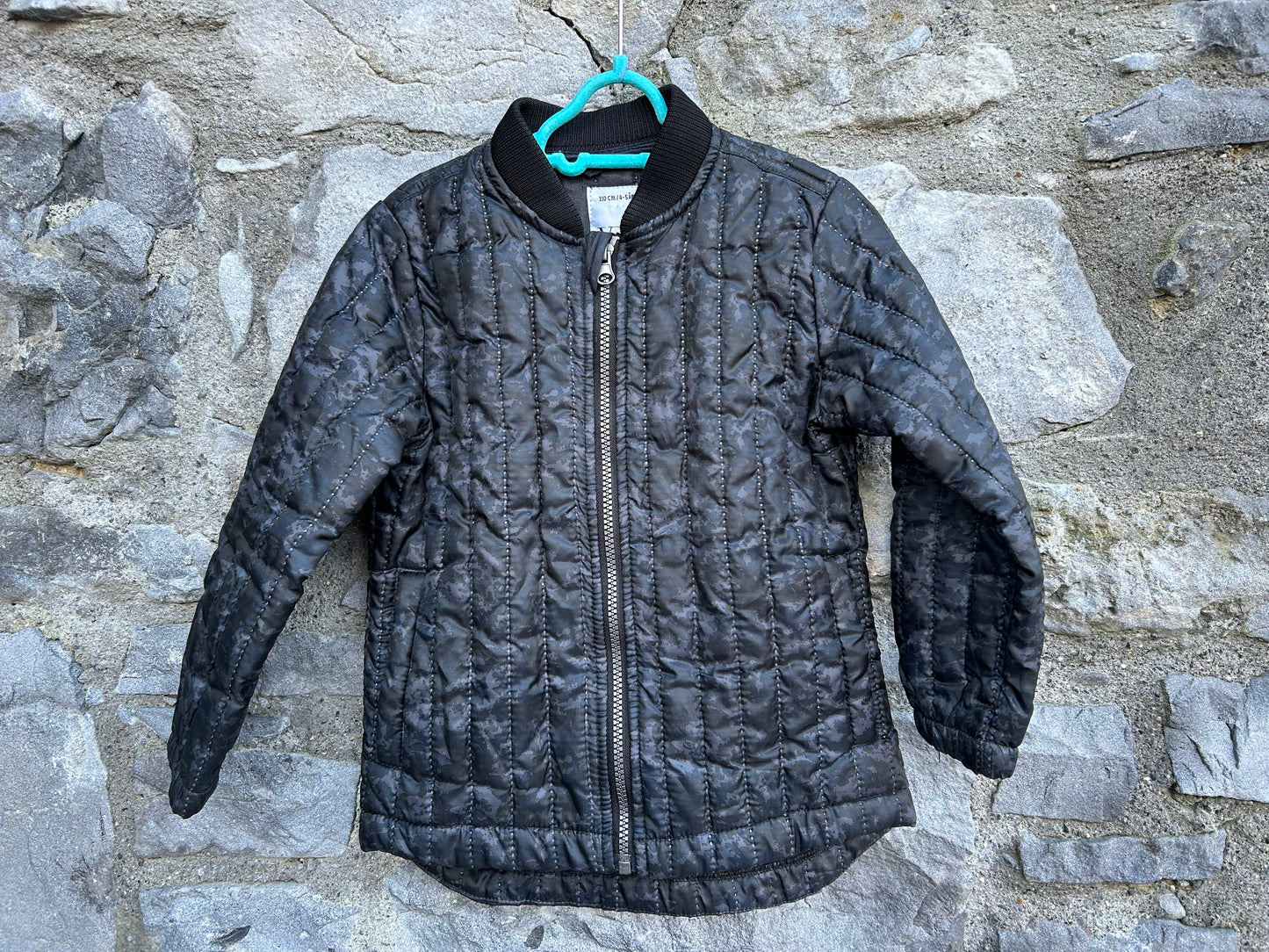 Black marble quilted jacket  4-5y (104-110cm)